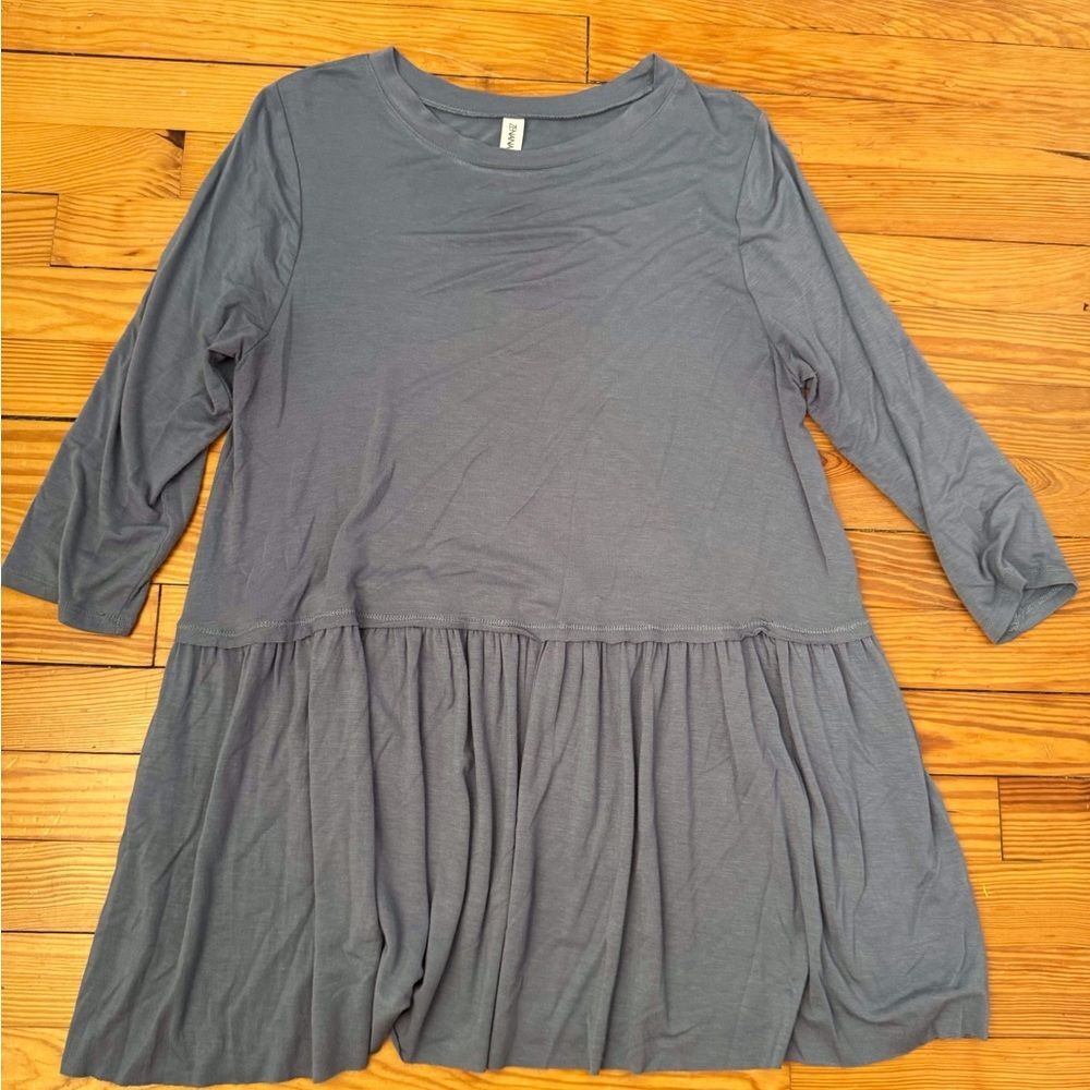 Zenana Outfitters Grey Blue Gray Swing Top